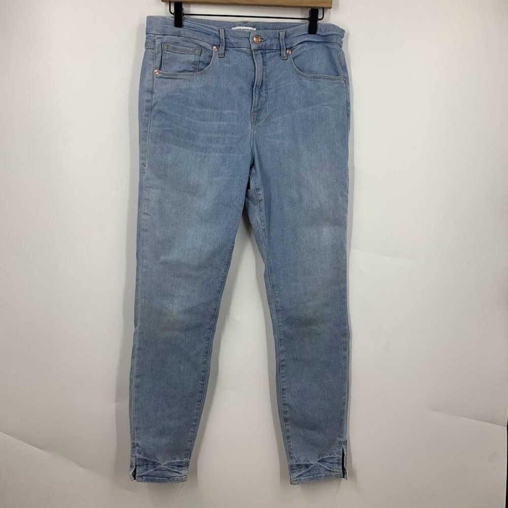 Light Wash Women’s Jeans - Classic High-Rise Skinny